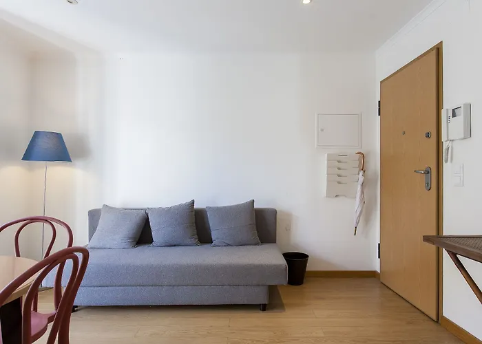 Charming Intendente II By Homing